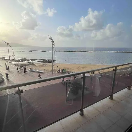Luxury Beachfront In Canteras Madrid